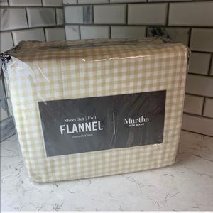 Martha Stewart Gingham Flannel Sheet Set.